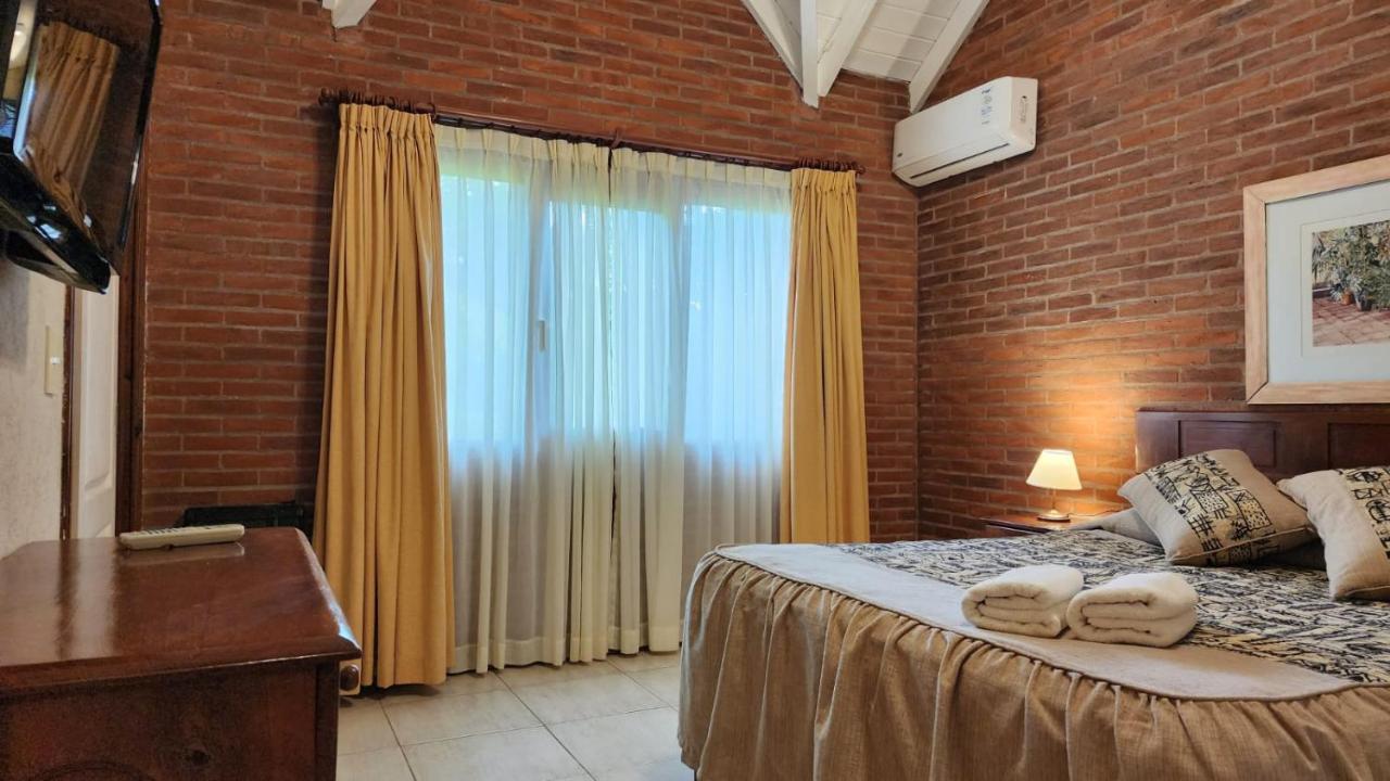 Refugio Del Bosque Villa Carilo Exterior foto