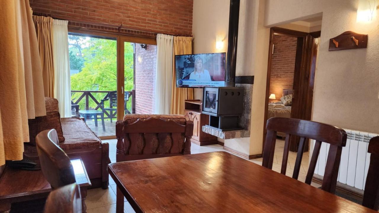 Refugio Del Bosque Villa Carilo Exterior foto