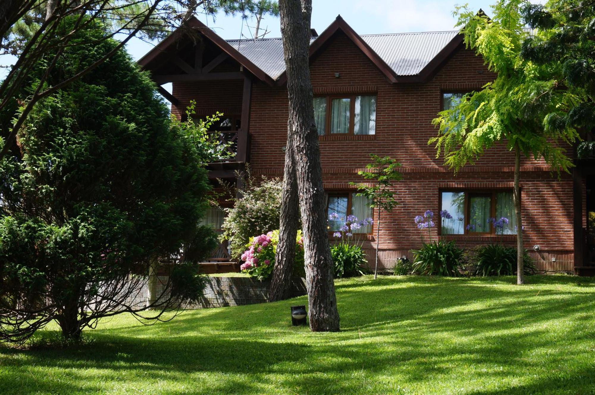 Refugio Del Bosque Villa Carilo Exterior foto