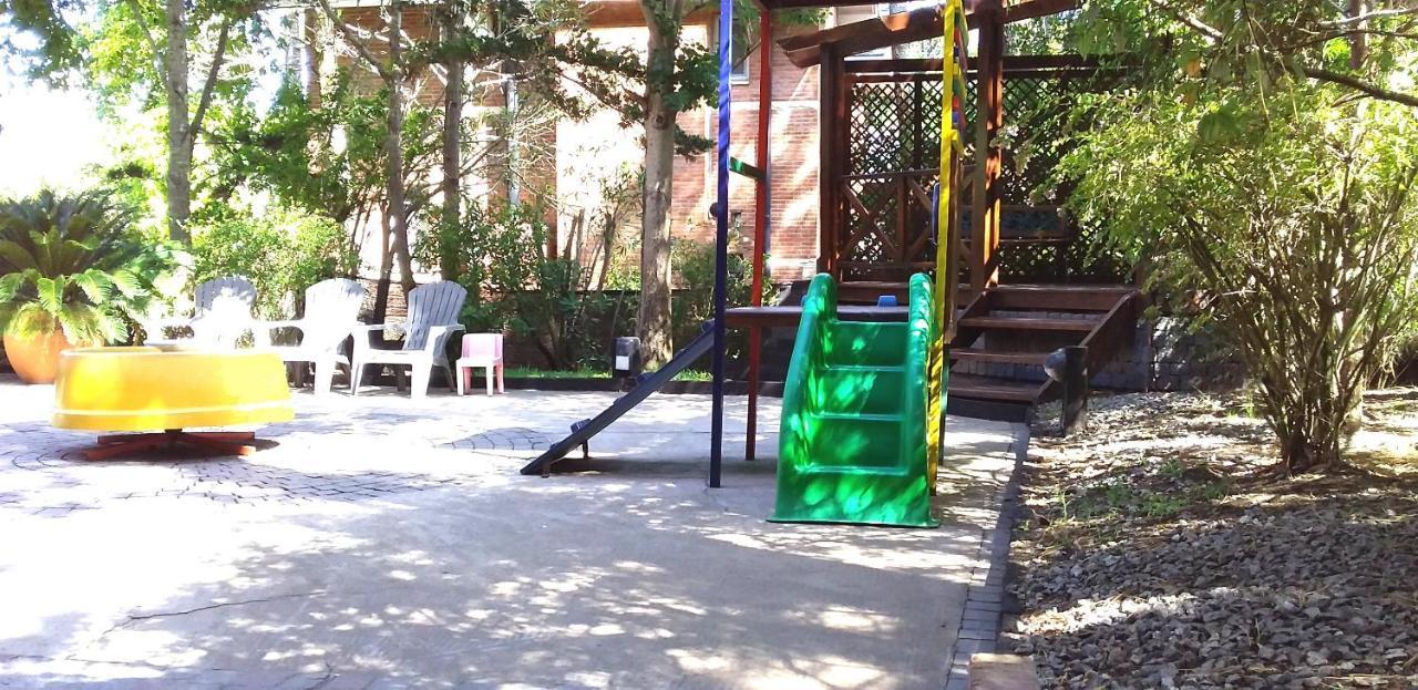 Refugio Del Bosque Villa Carilo Exterior foto